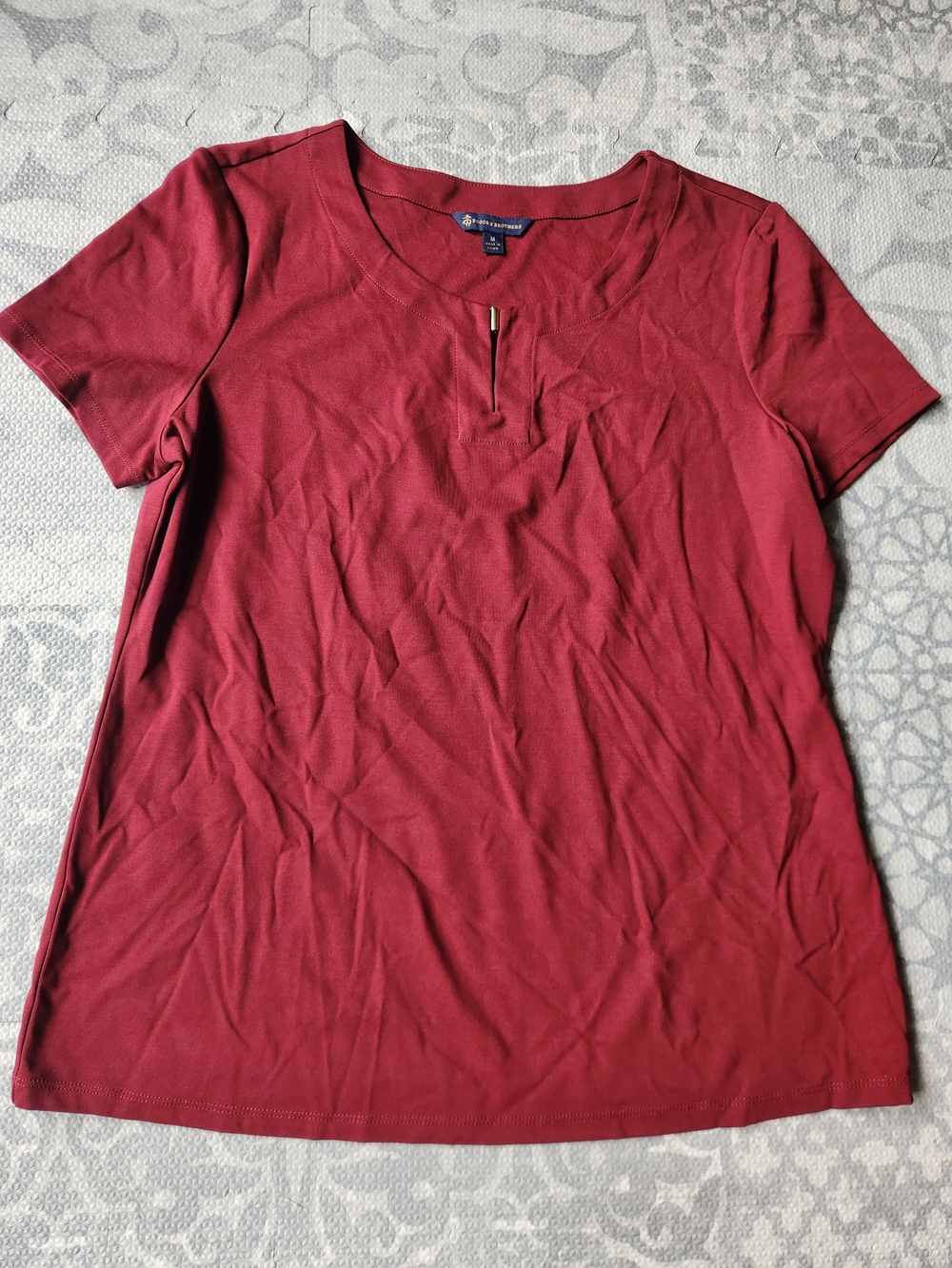 Brooks Brothers Womens Short Sleeve Wine Red Top with Metal Detail Shirt, Medium